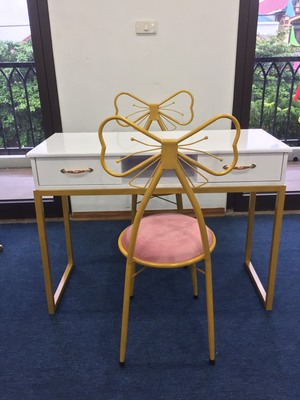 BỘ BÀN MÓNG HỘP 2 GHẾ NƠ_640b8f078f8df.jpeg