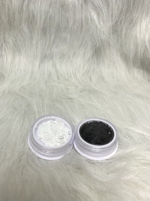 HOA HŨ ĐEN TRẮNG_640bcb0c75572.jpeg