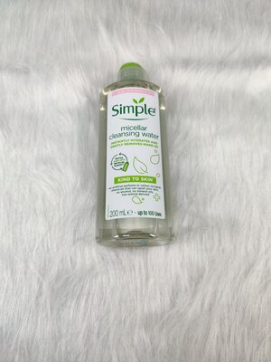 NƯỚC TẨY TRANG SIMPLE LÀM SẠCH TRANG ĐIỂM VƯỢT TRỘI 200ML_640bbd974cdc0.jpeg