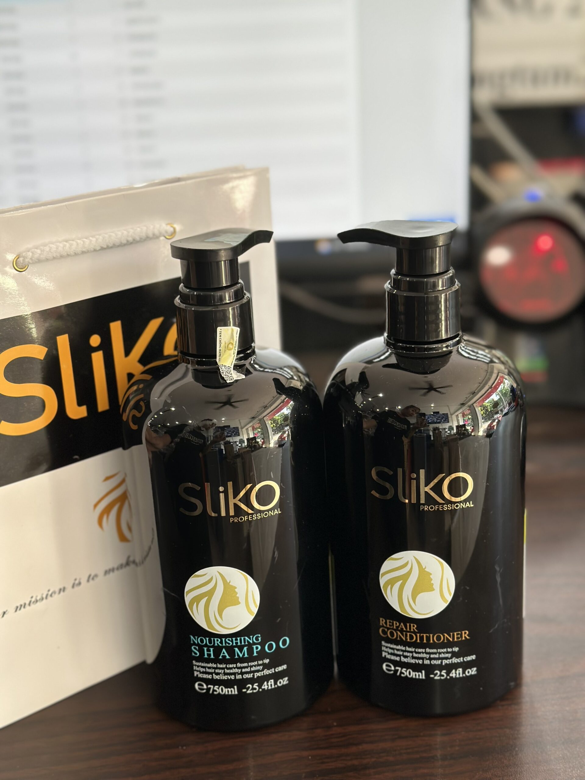 256863befe262e787737