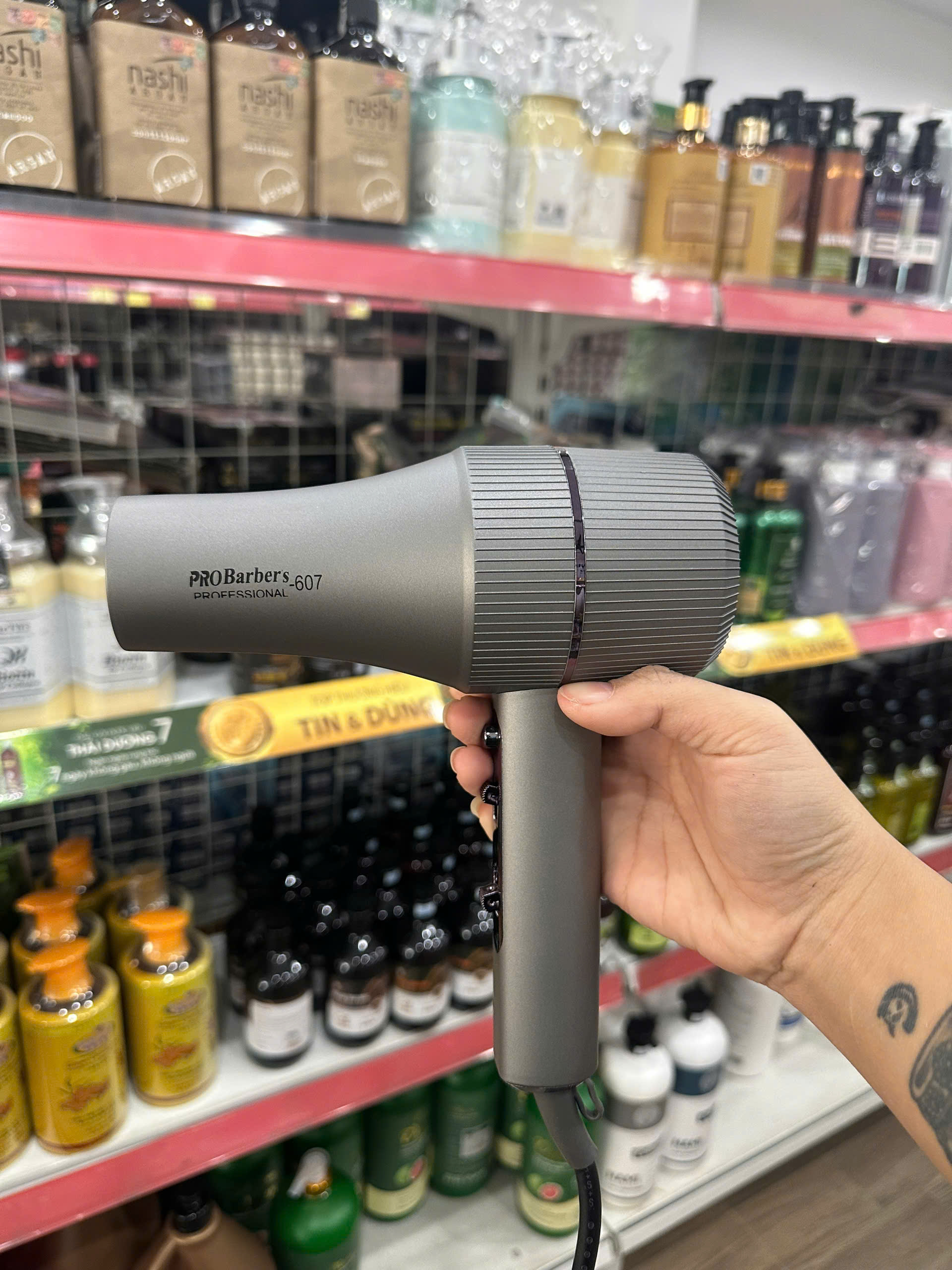 z6148001881066_305724227d8e6c39f140bc89e64f1ac6